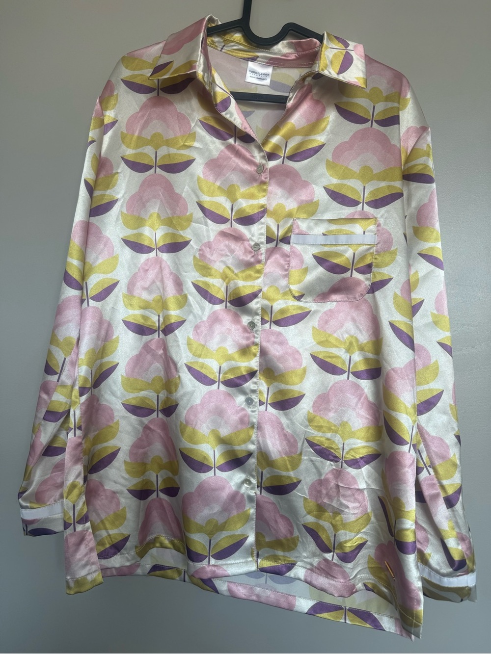 Verdelimon Satin Floral Print Shirt in Pink Yellow Purple White Medium
